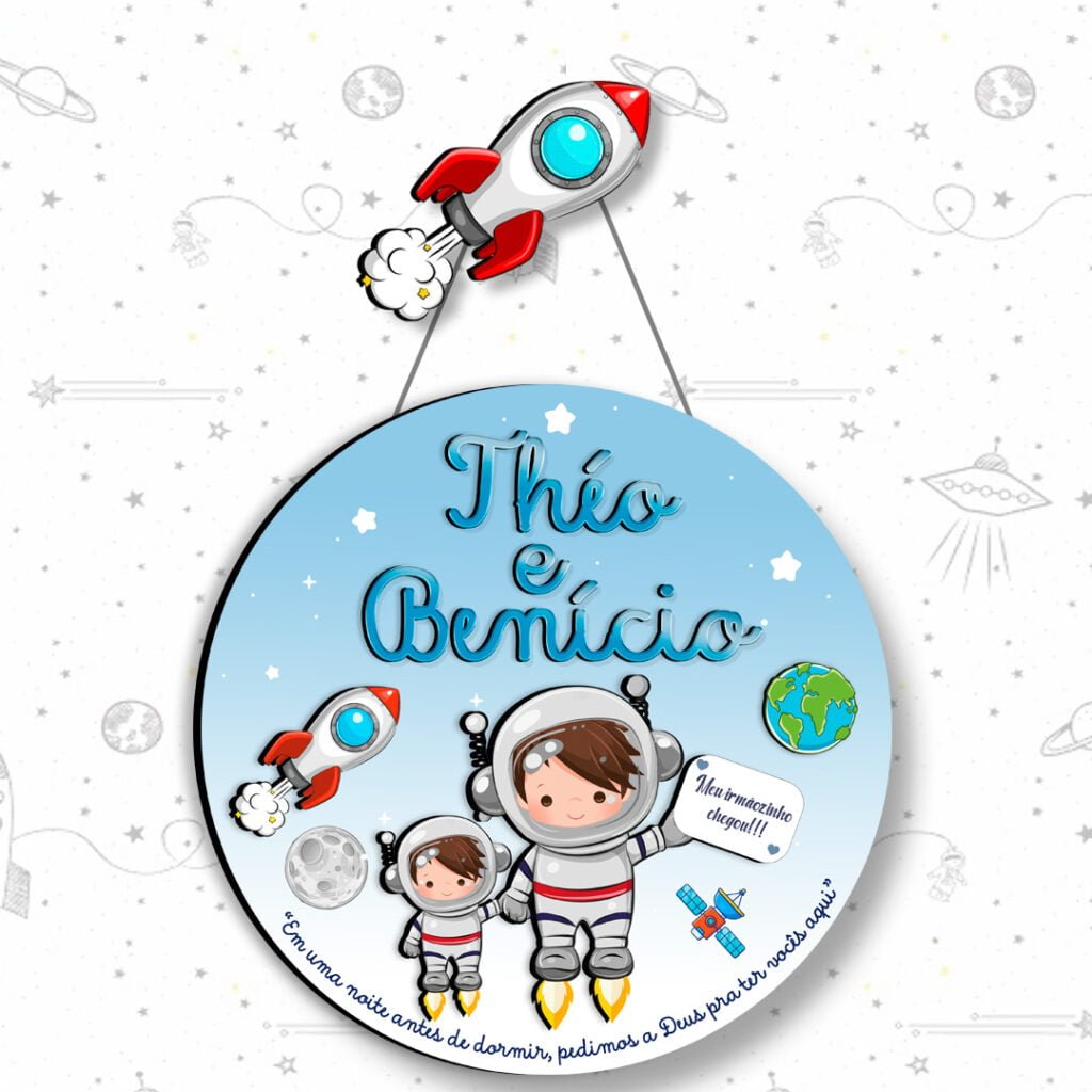 Porta Maternidade Irmãos Astronautas